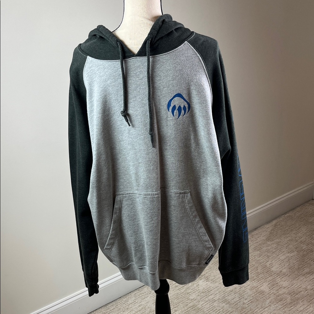 Wolverine Men’s L Pullover Hoodie Gray Black Logo Pocket Sweatshirt